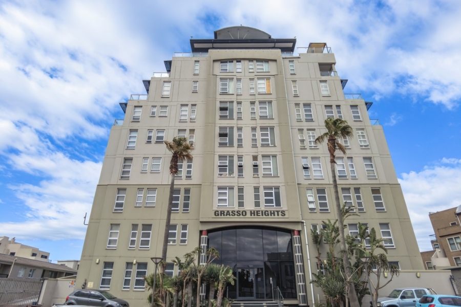 2 Bedroom Property for Sale in Beachfront Western Cape